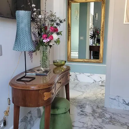 Hotel Nus Poerio 4*
