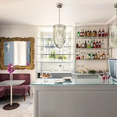 Nus Poerio Hotel 4*