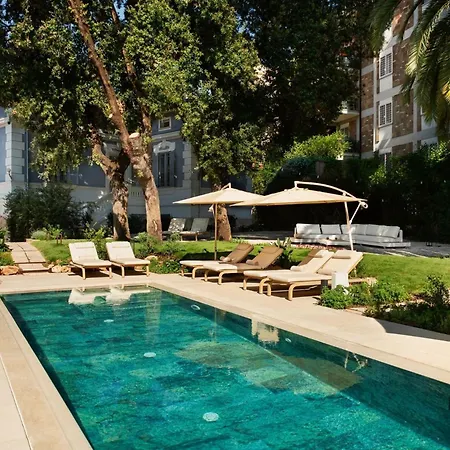 Nus Poerio Hotel Rom