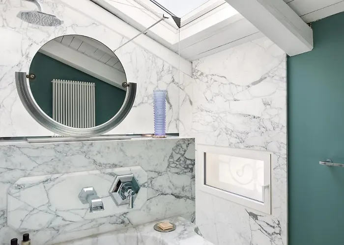 Nus Poerio Hotell 4*